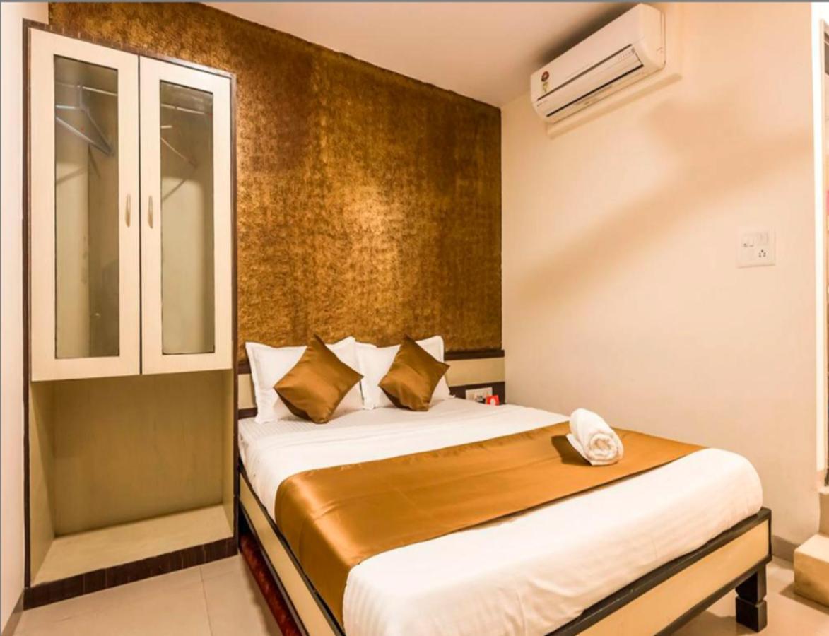 Hotel Minerva Residency - Near Grant Road Railway Station Мумбаї Екстер'єр фото