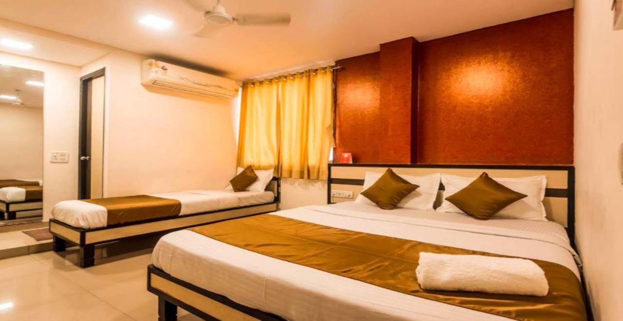 Hotel Minerva Residency - Near Grant Road Railway Station Мумбаї Екстер'єр фото